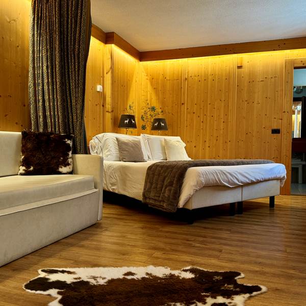 Junior suite testata